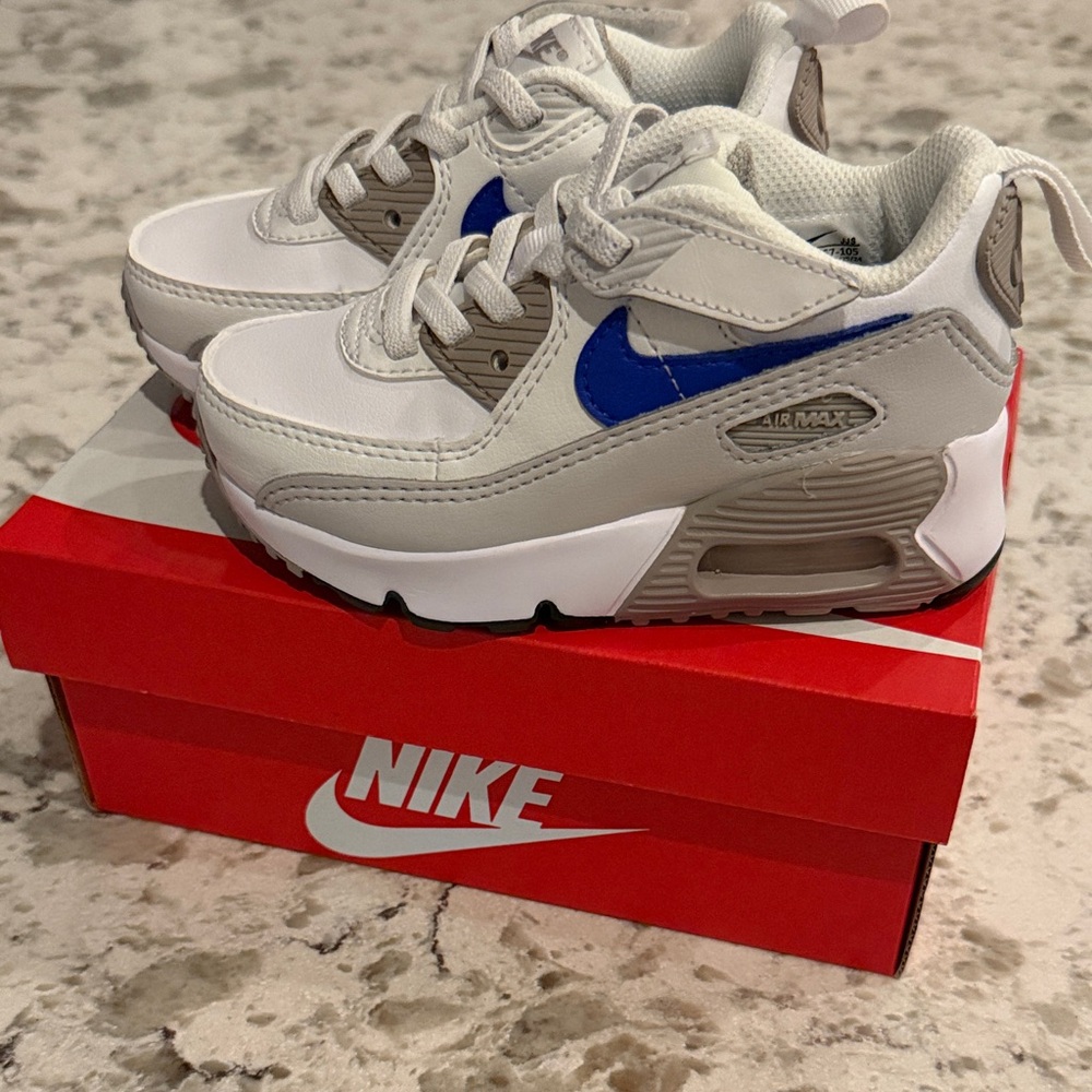 Never Worn—Nike Kids Air Max White and Gray Sneakers